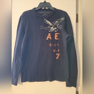American Eagle Outfitters Men's Dark Blue Graphic Long Sleeve Tee